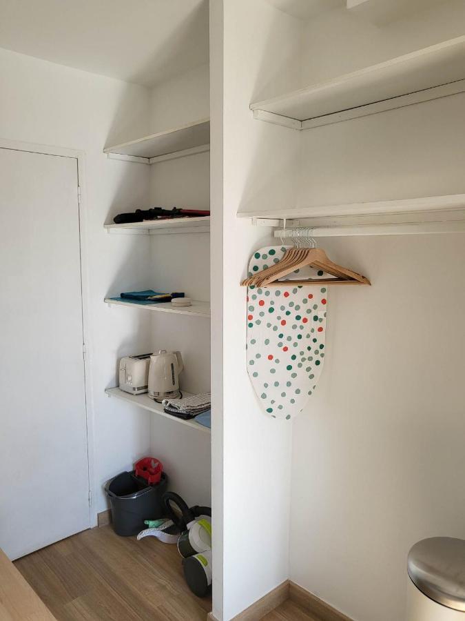 Studio Sur Le Port De Toulon Bagian luar foto