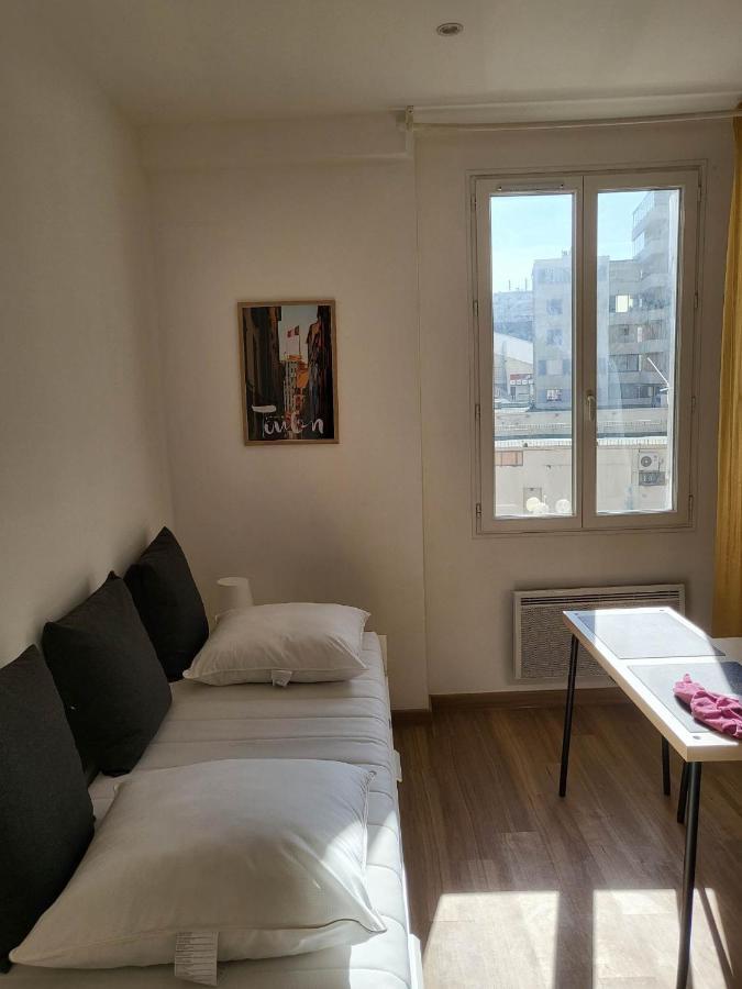Studio Sur Le Port De Toulon Bagian luar foto