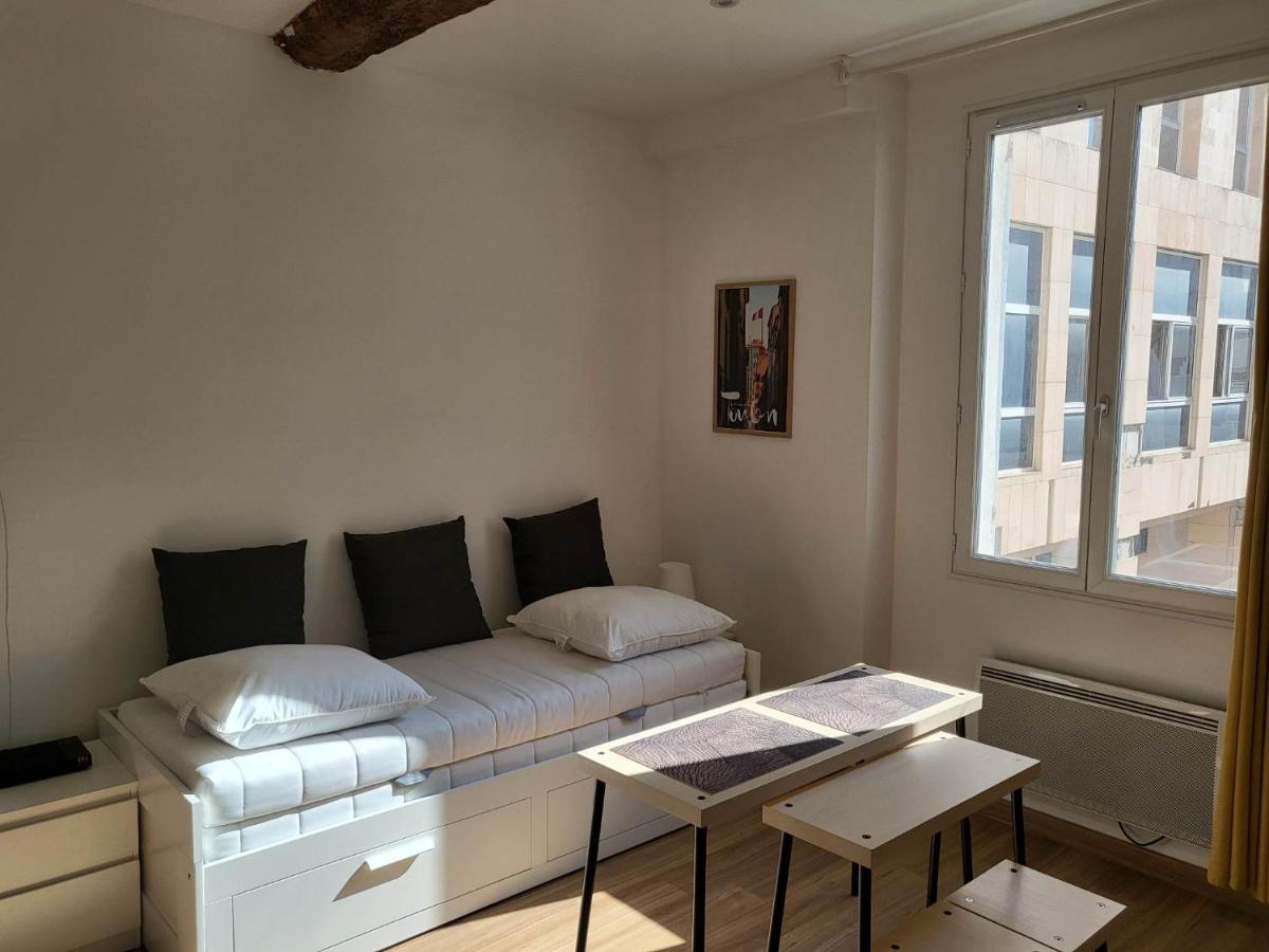 Studio Sur Le Port De Toulon Bagian luar foto