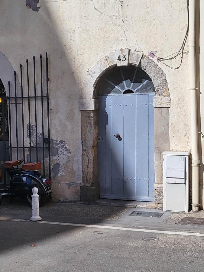 Studio Sur Le Port De Toulon Bagian luar foto